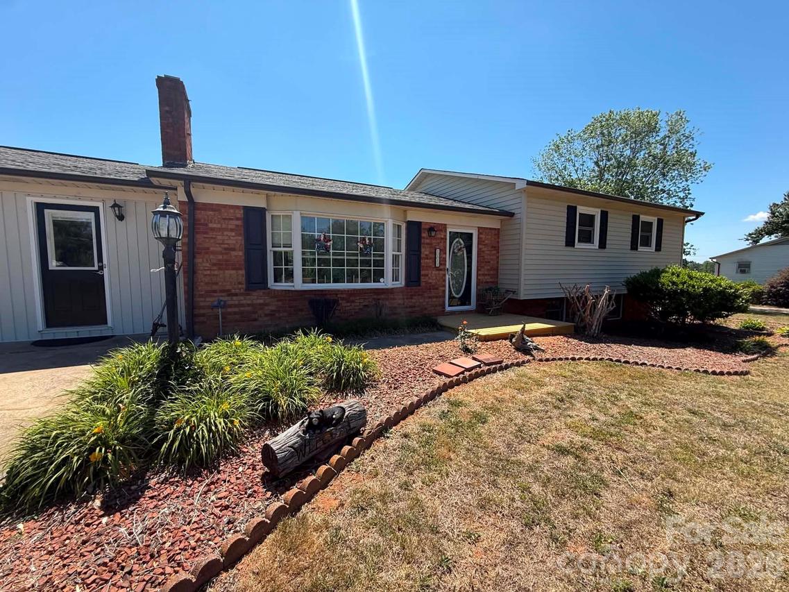 2121 Union Grove Rd., Lenoir, NC 28645