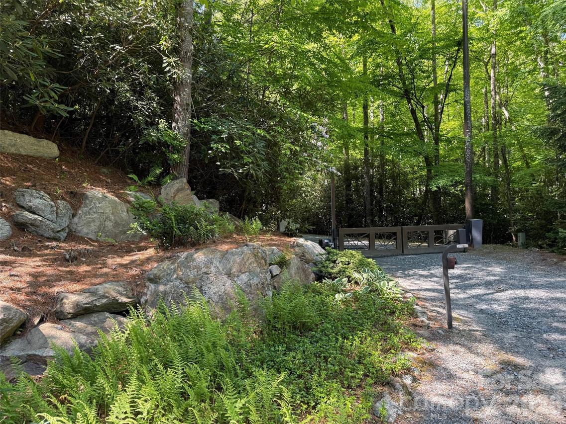 10C Reserve Rd., Pisgah Forest, NC 28768