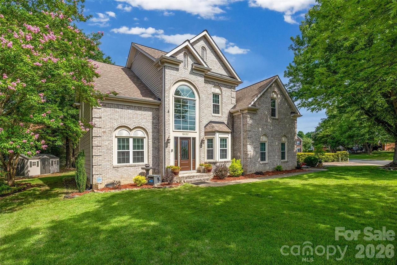 13020 Shannon Park Ln., Charlotte, NC 28273