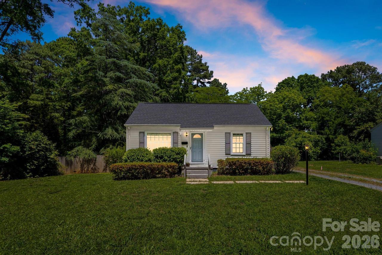 5235 Auburndale Rd., Charlotte, NC 28205