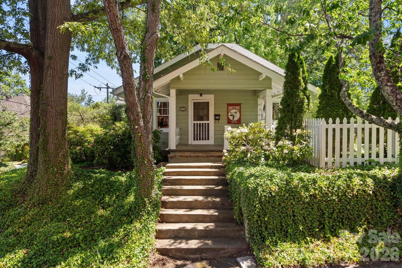 80 W Chestnut St., Asheville, NC 28801