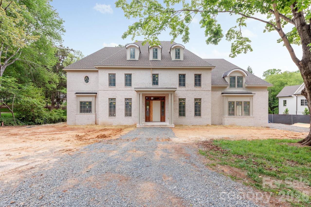 2311 Thornridge Rd., Charlotte, NC 28226
