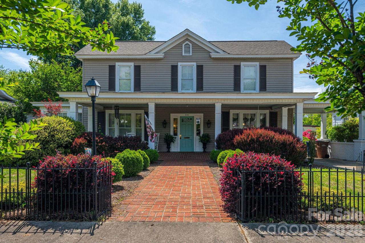 314 S Cedar St., Lincolnton, NC 28092