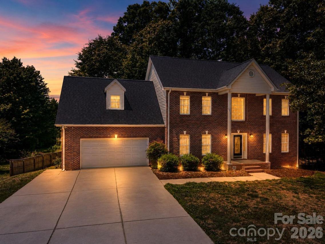 1535 20th Avenue Pl., Hickory, NC 28601