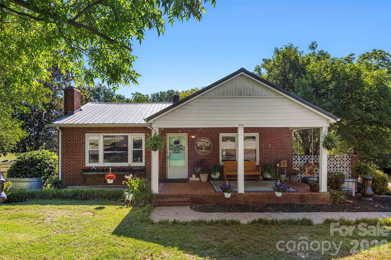 210 Stockton St., Shelby, NC 28150