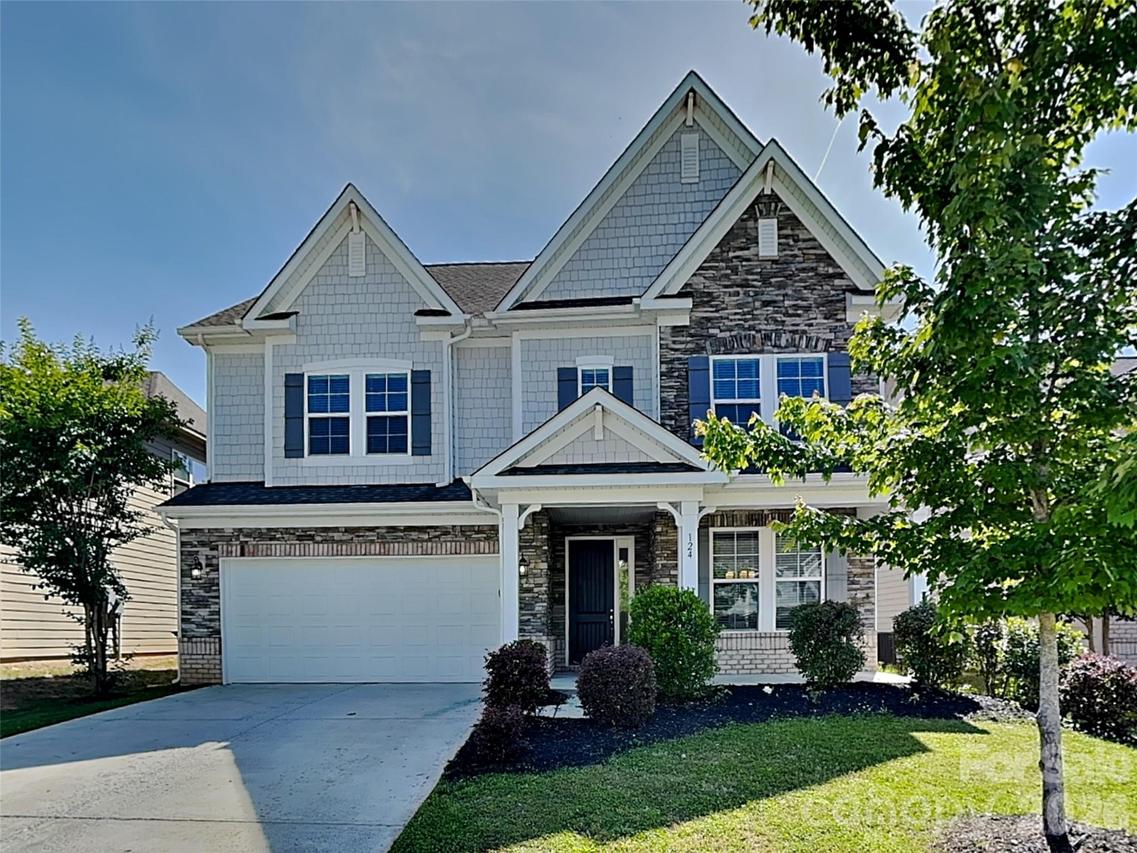 124 Hillston Ln., Mooresville, NC 28115