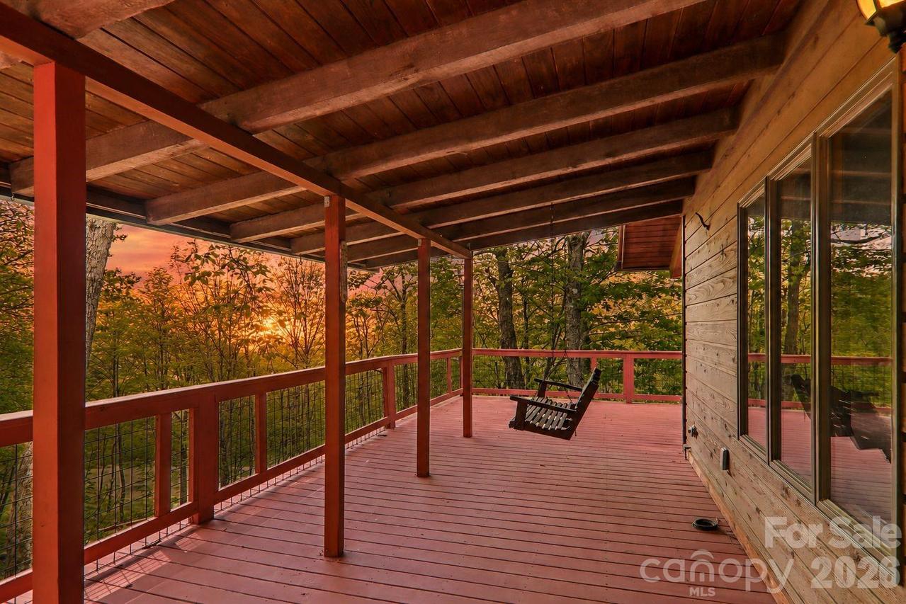 101 Oak Ridge Ct., Mars Hill, NC 28754