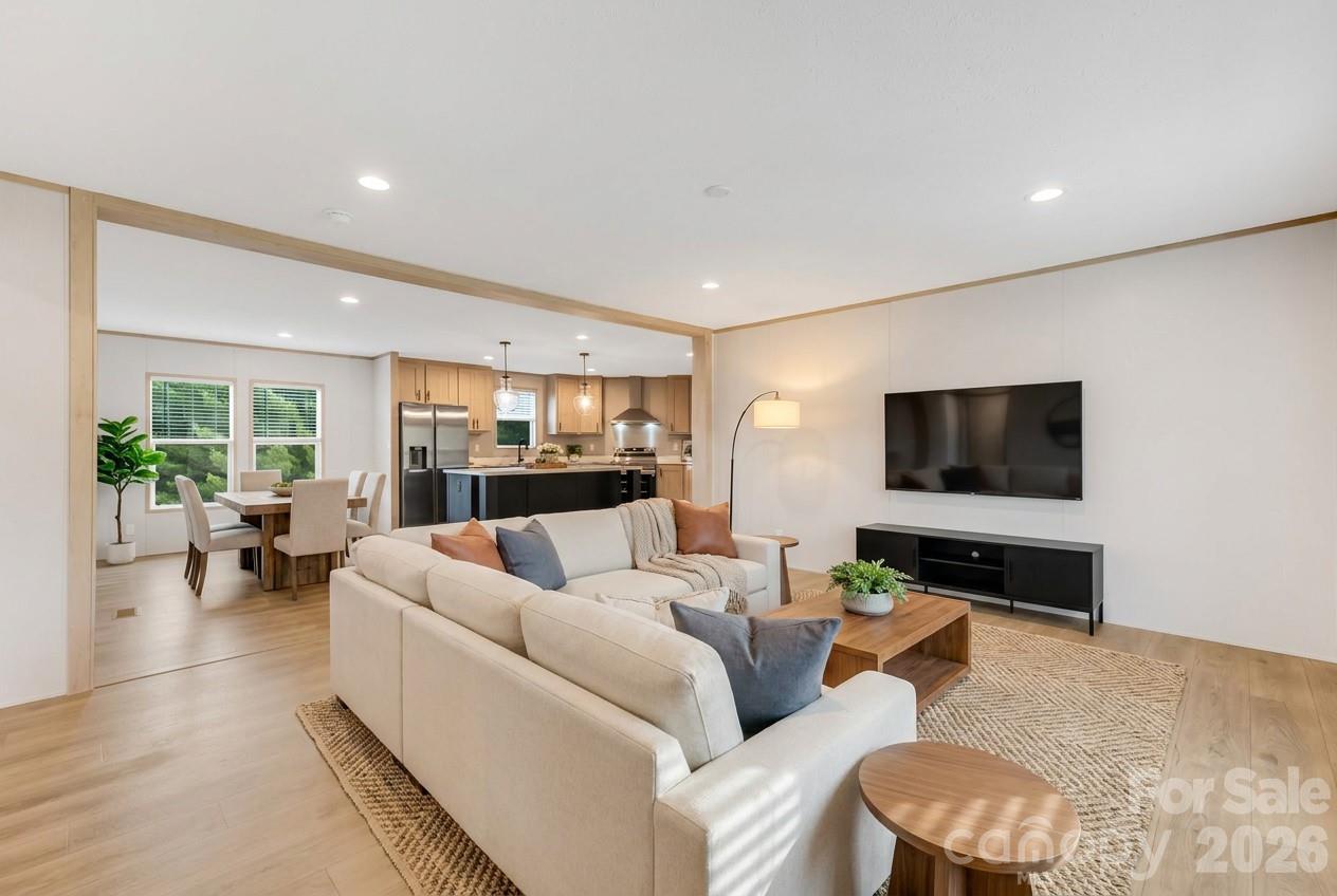 817 Jupiter Rd., Weaverville, NC 28787