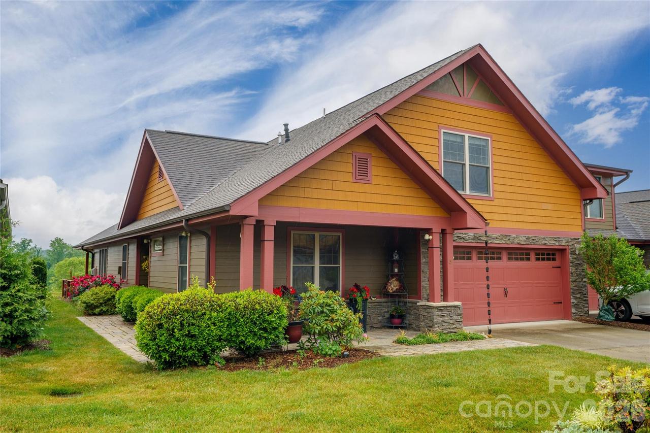 3 Holland Mountain View, Asheville, NC 28804