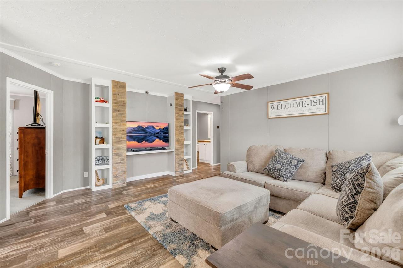 171 Brook Creek Dr., Troutman, NC 28166