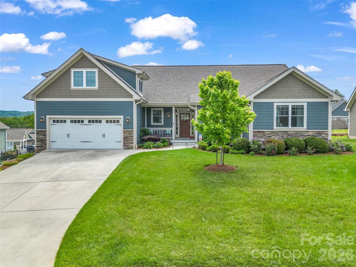 27 Spelter St., Hendersonville, NC 28792