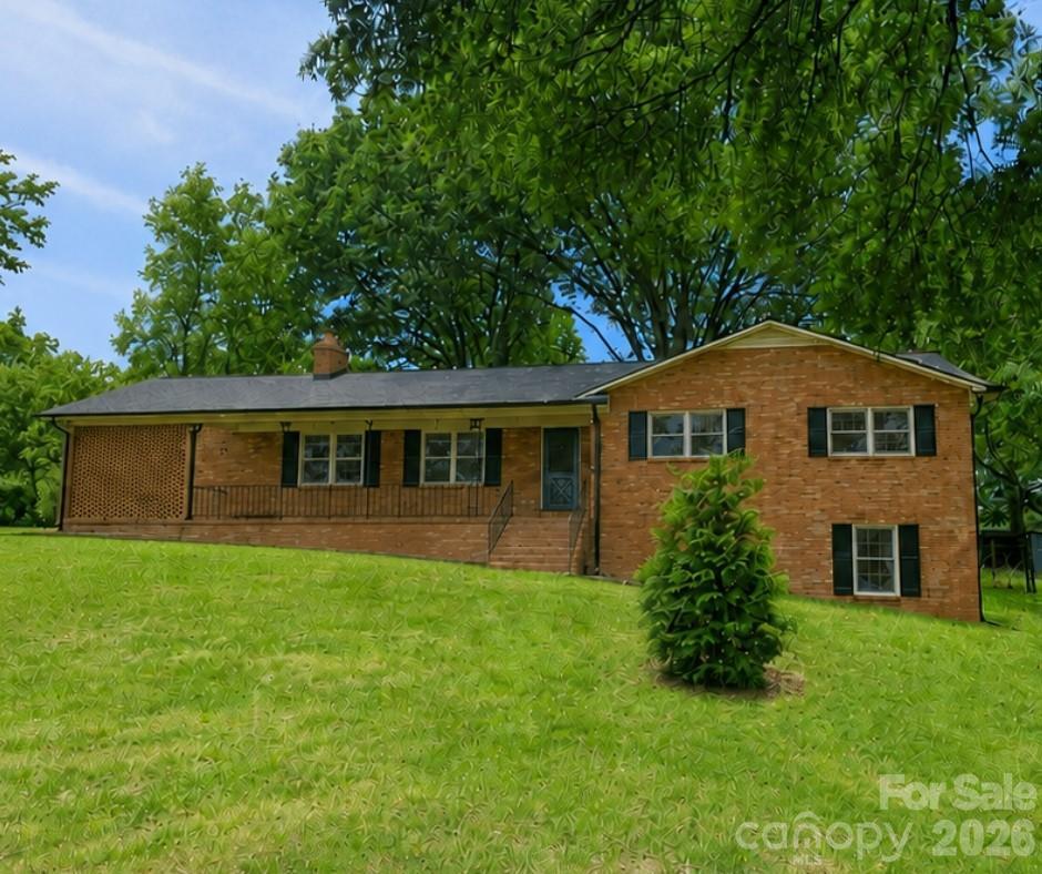 752 Hephzibah Church Rd., Crouse, NC 28033