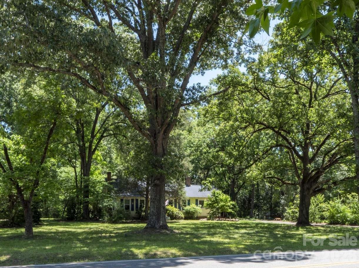 5219 Crow Rd., Mineral Springs, NC 28112