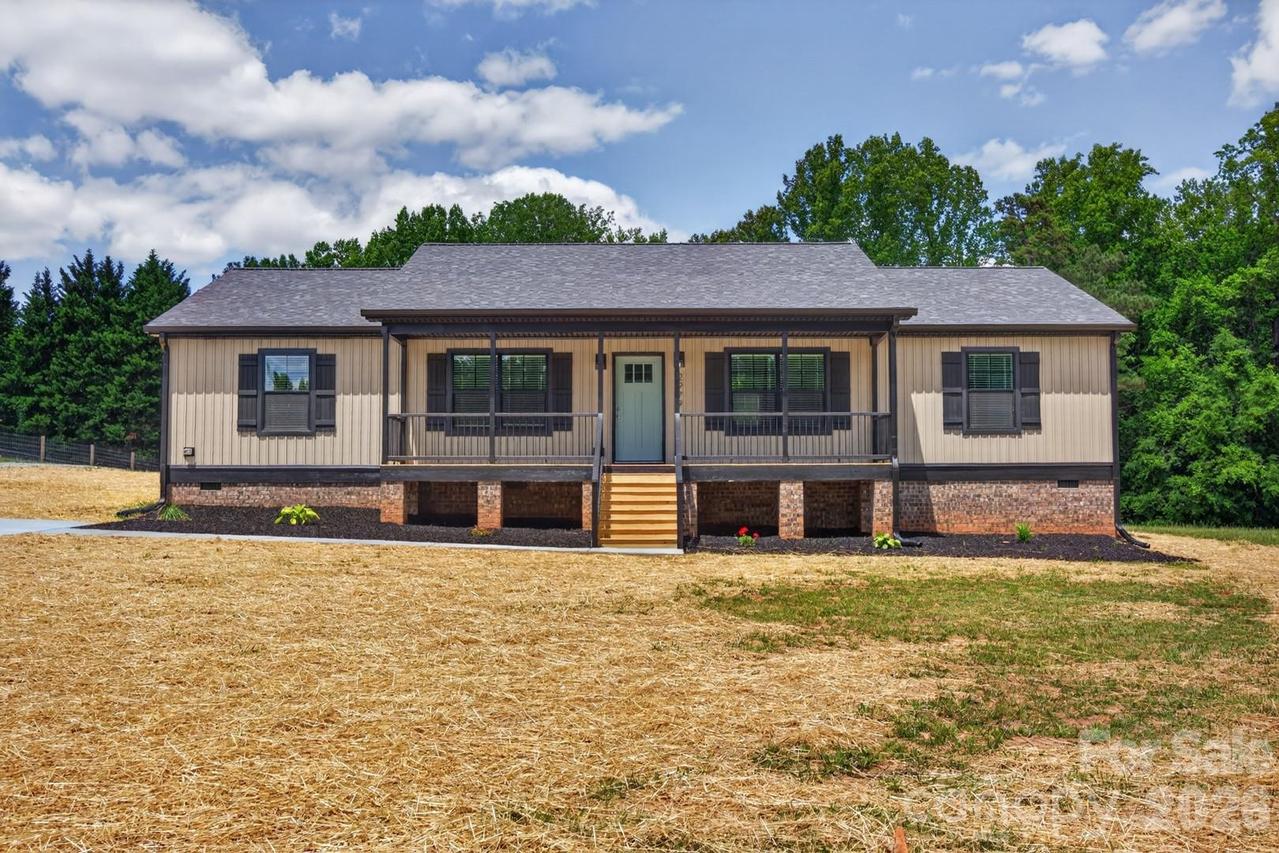2979 Durant Dr., Winston Salem, NC 27107