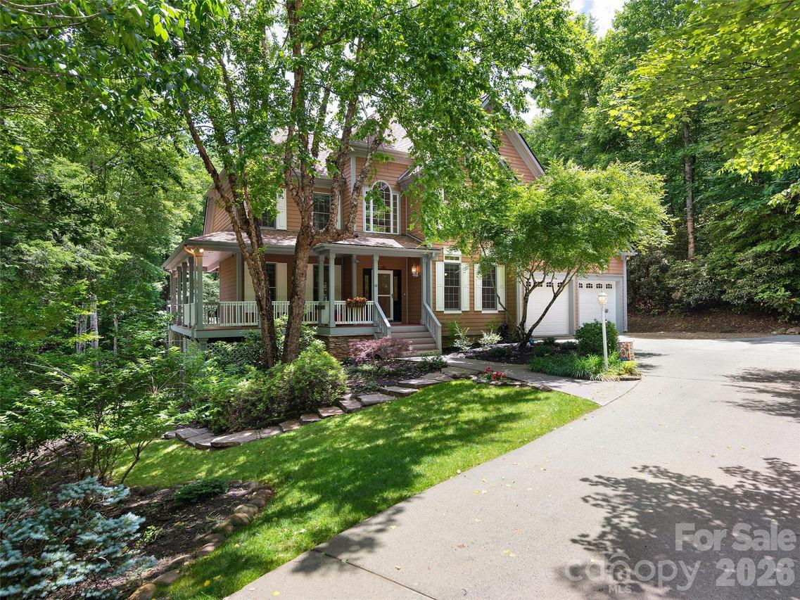 48 Smokemont Dr., Arden, NC 28704
