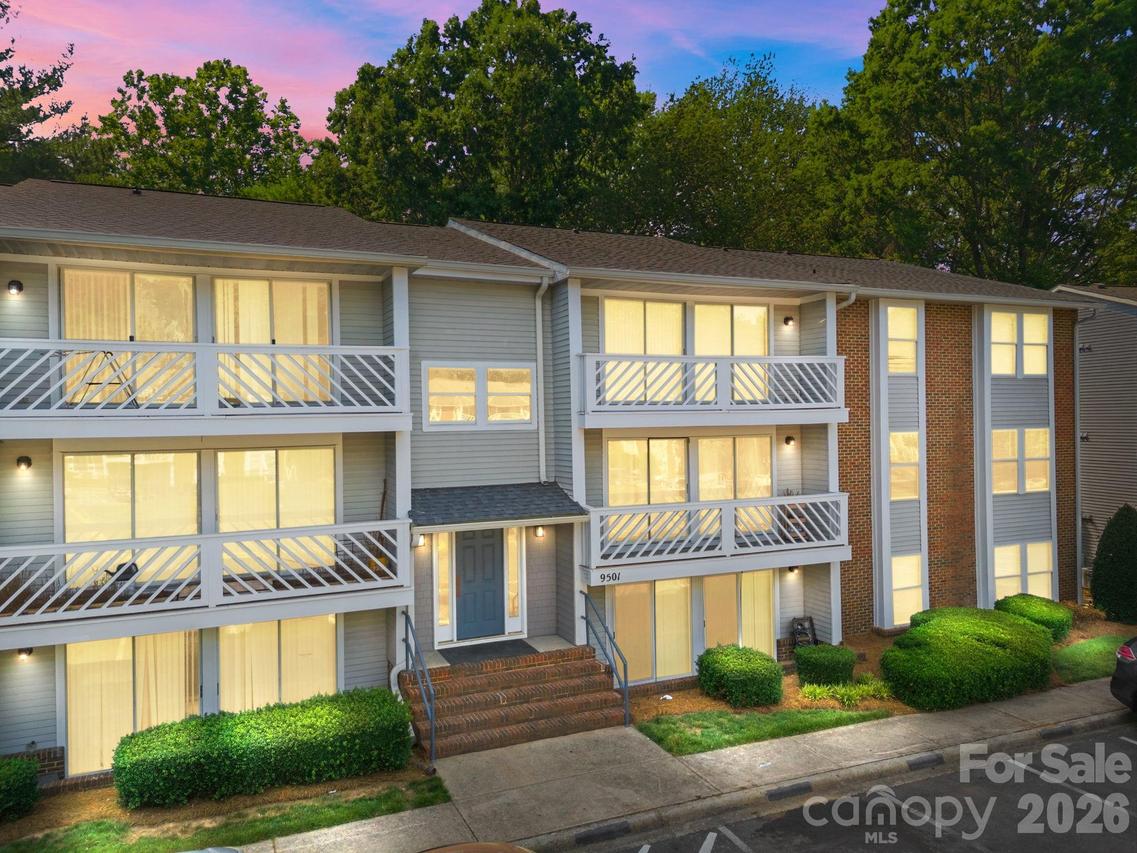 9501 Shannon Green Dr., Charlotte, NC 28213
