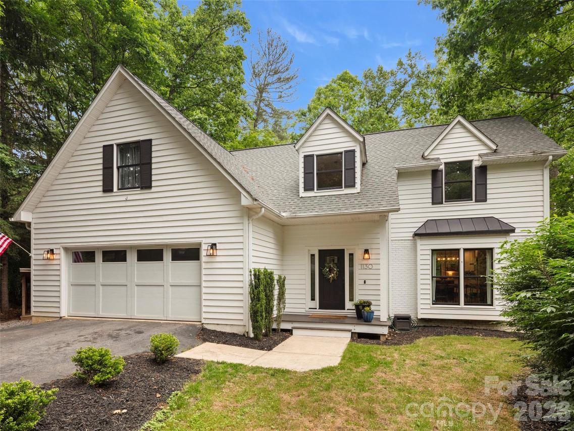 1130 New Castle Ct., Asheville, NC 28803