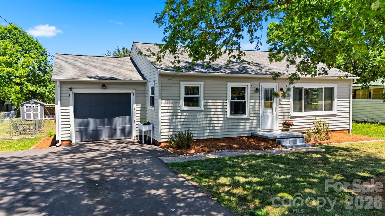 122 Settlemyre Rd., Morganton, NC 28655