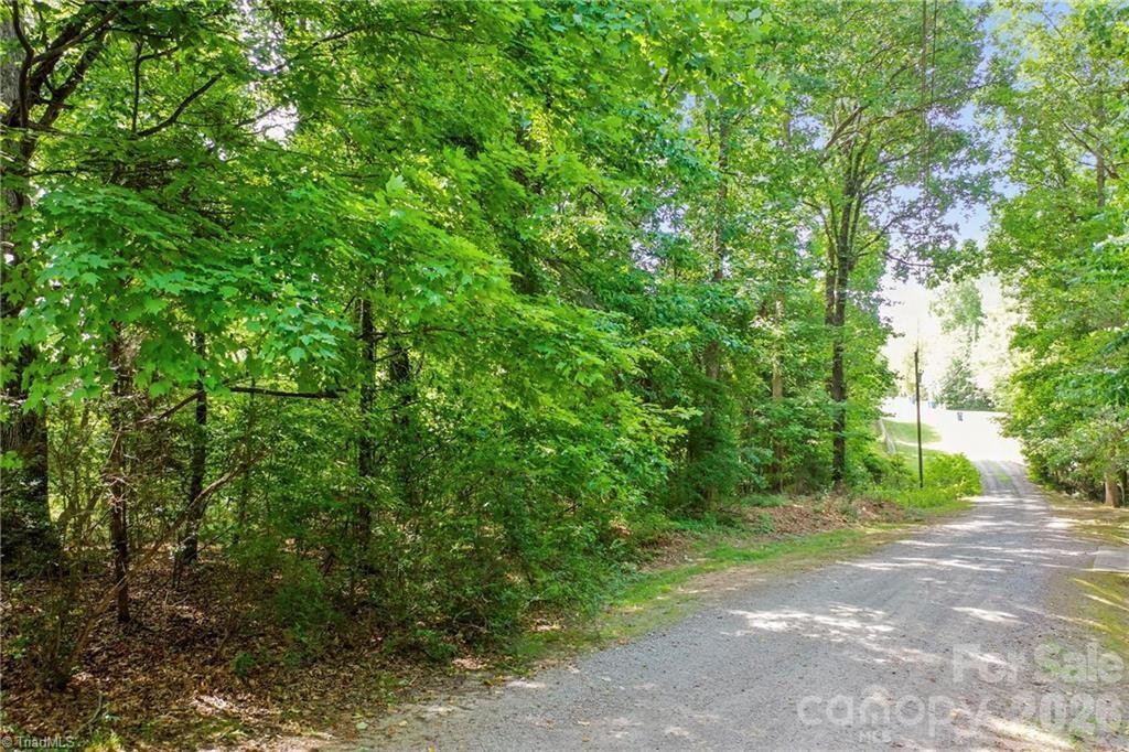 4446 Marion Dr., Terrell, NC 28682