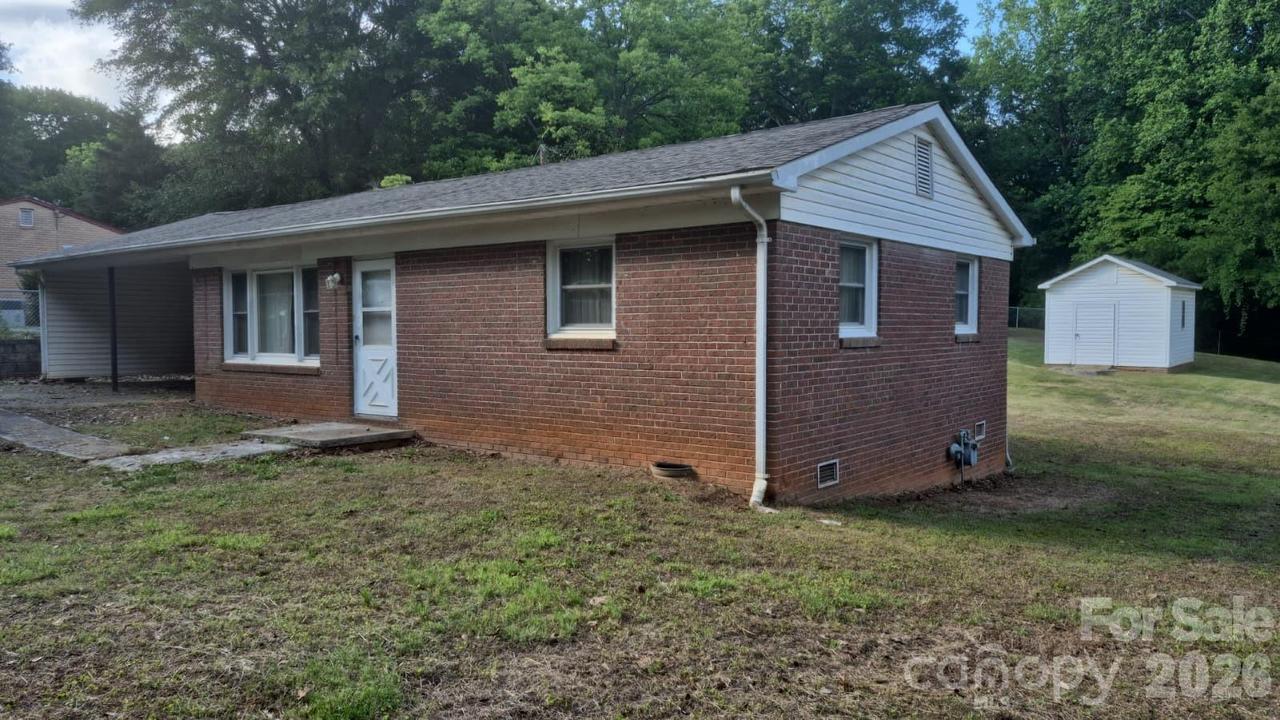 630 Dallas Spencer Mtn Rd., Dallas, NC 28034