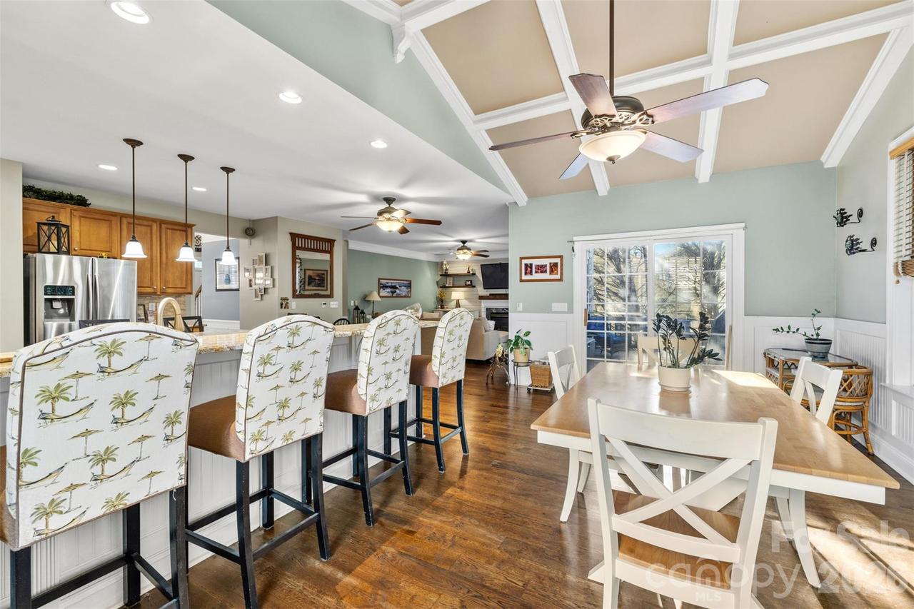 7453 Mountain Ridge Dr., Stanley, NC 28164