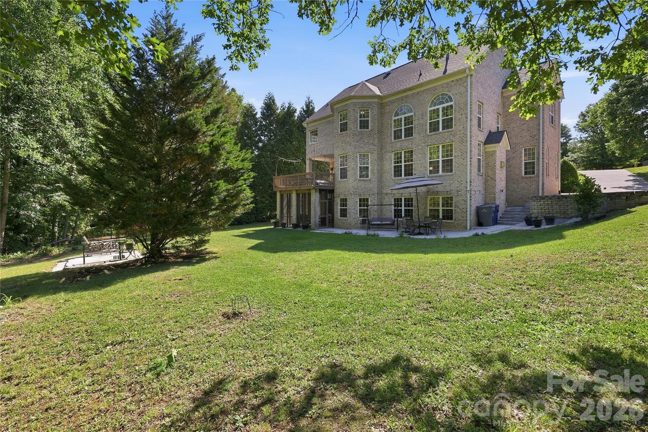 4206 Barons Ct., Harrisburg, NC 28075
