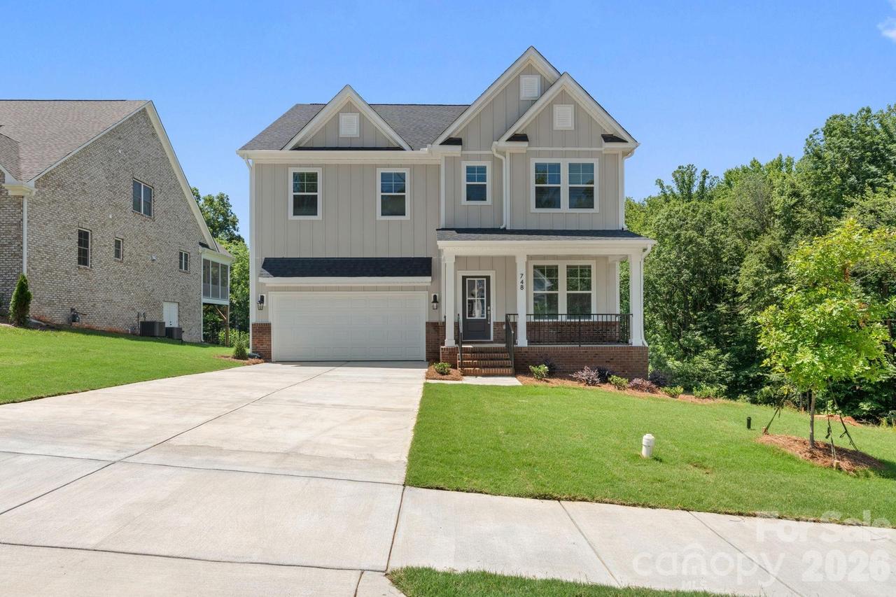 909 Pine Forest Rd., Charlotte, NC 28214