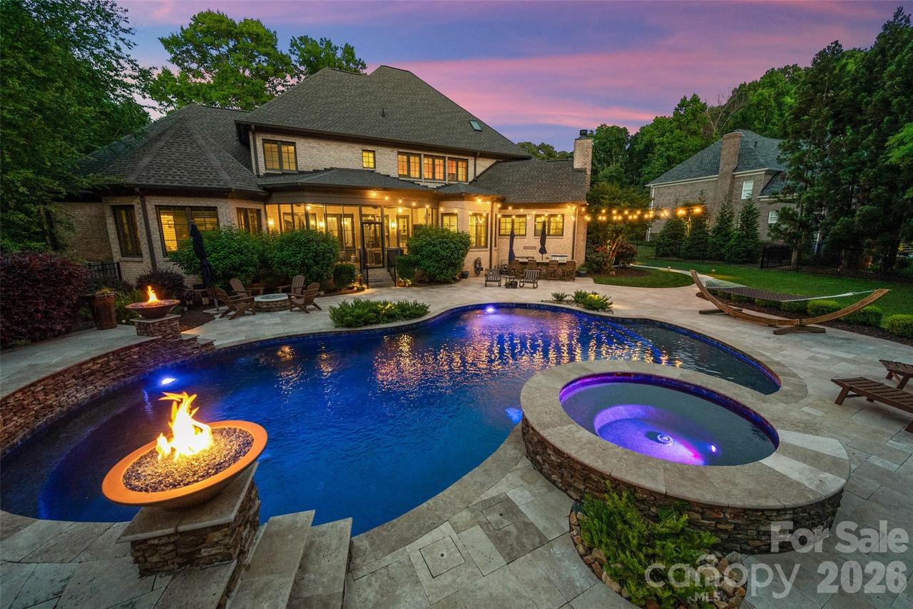 8905 Whirlaway Ln., Waxhaw, NC 28173