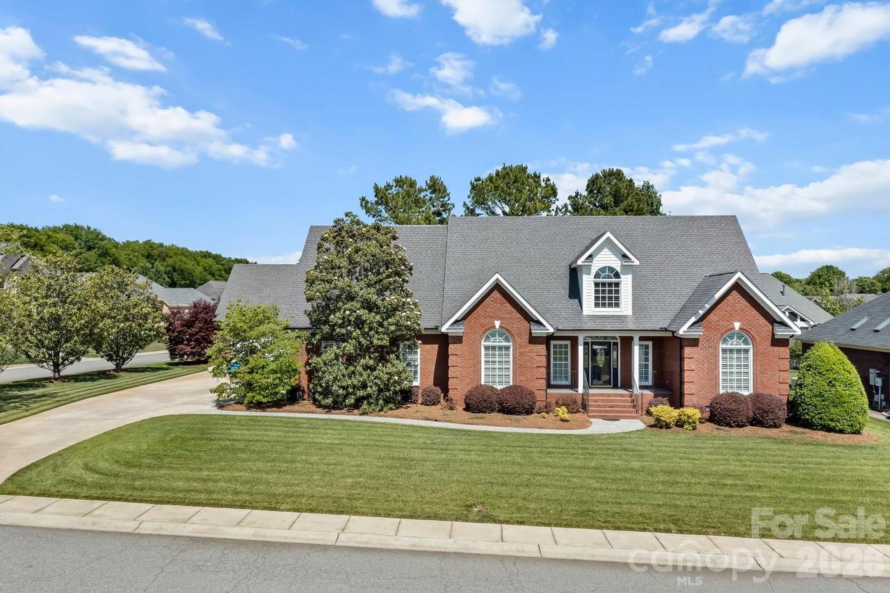 726 Tom Morris Ln., Concord, NC 28027