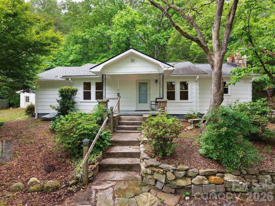 24 Piney Ridge Mountain Rd., Zirconia, NC 28790