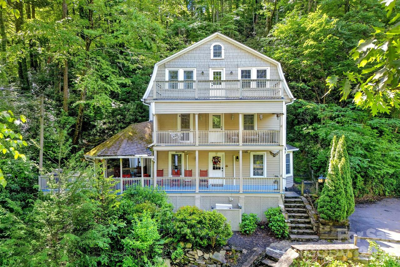 238 Texas Spur Rd., Montreat, NC 28757