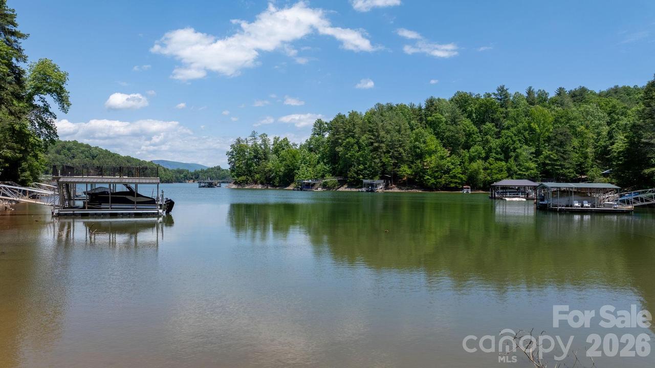 45 Harborside Dr., Nebo, NC 28761
