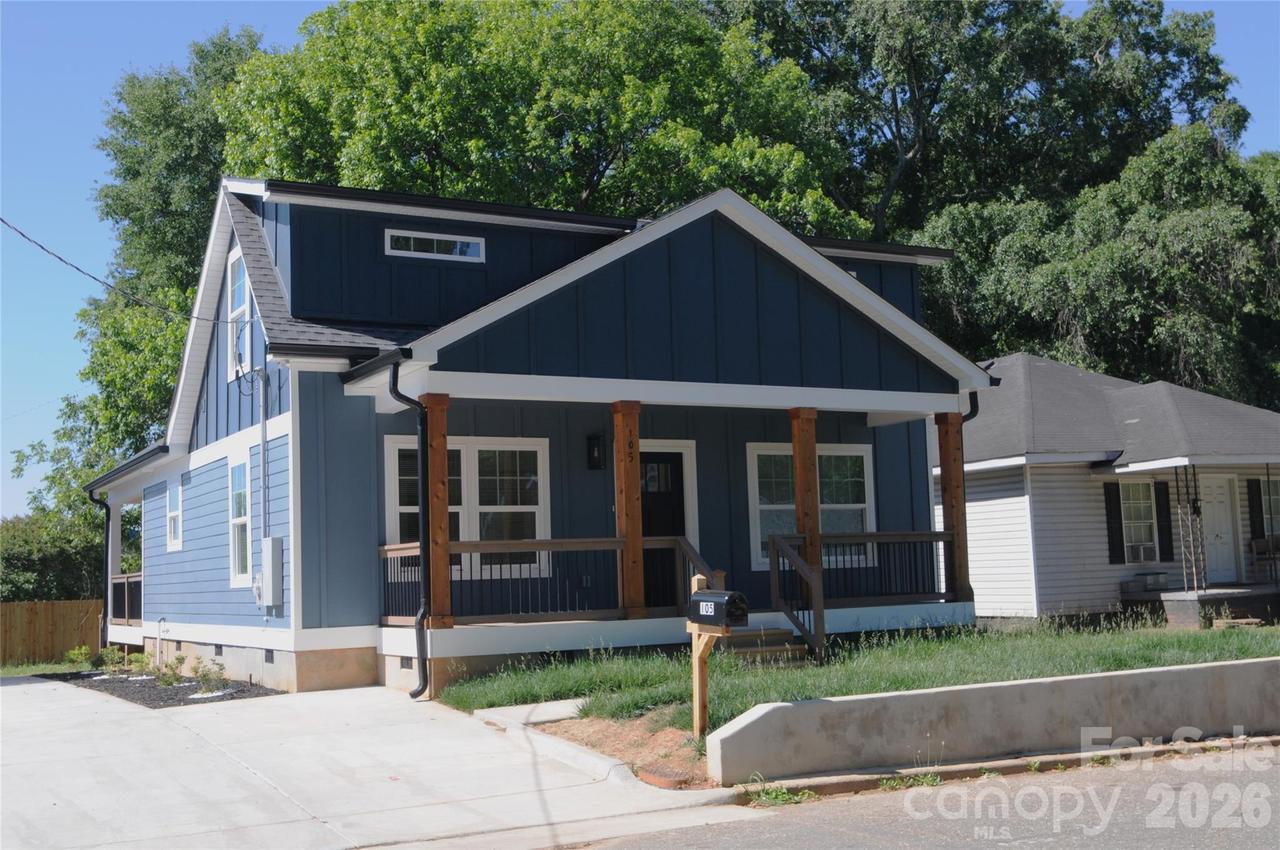 105 W 6th Ave., Gastonia, NC 28052