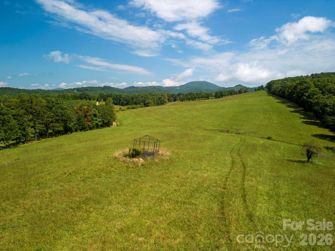 TBD Summer Rd. #2, Hendersonville, NC 28792