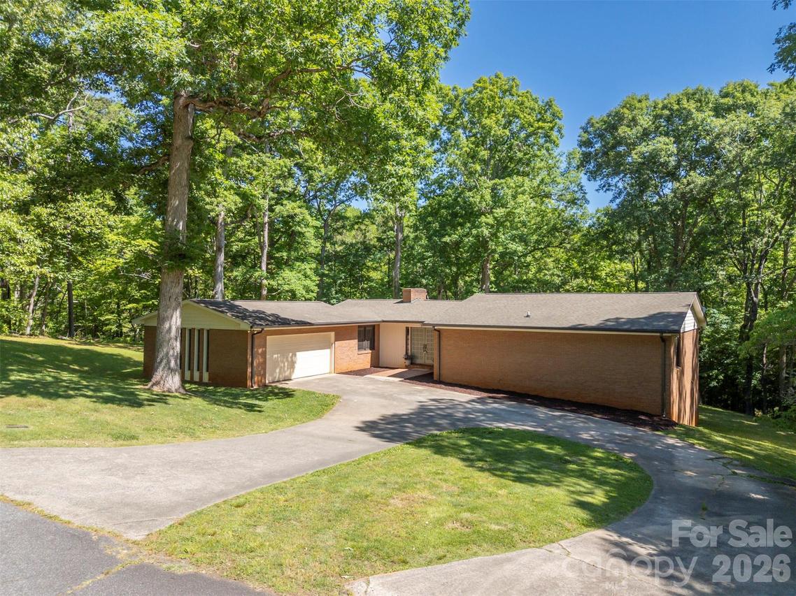 427 Georgia Ave., Forest City, NC 28043