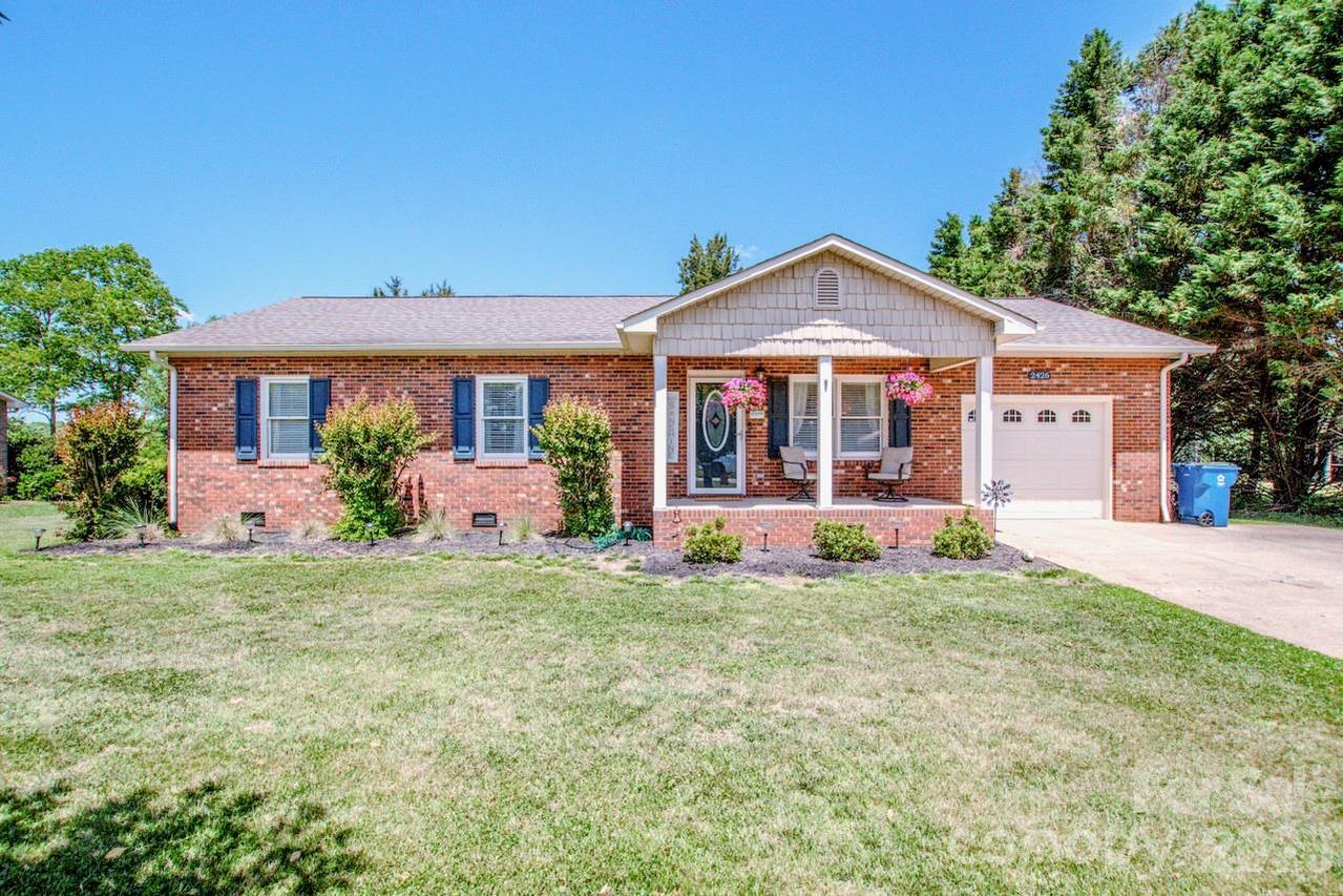 2426 Ashford Dr., Newton, NC 28658