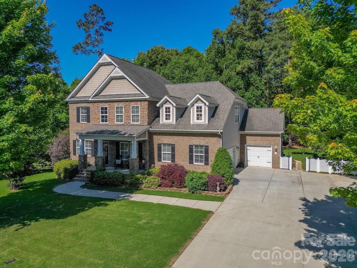 2015 Madeira Cir., Waxhaw, NC 28173