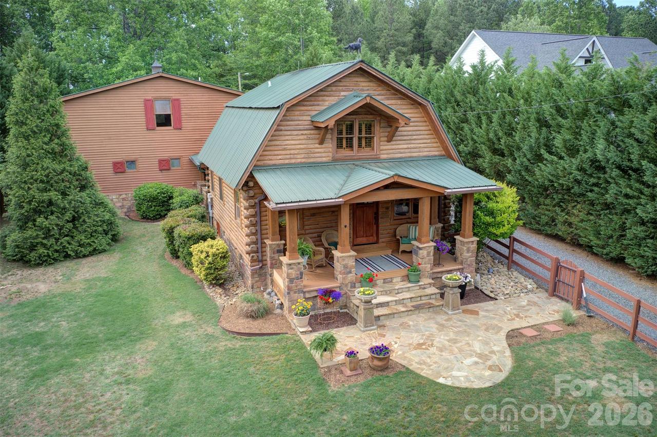 15425 E Rocky River Rd., Davidson, NC 28036