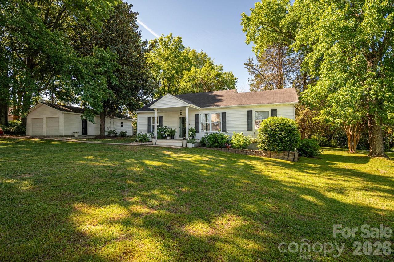 501 S 6th St., Bessemer City, NC 28016
