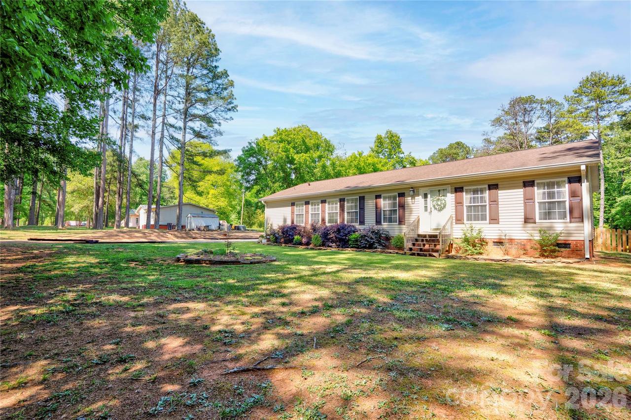 2160 Beth Haven Church Rd., Denver, NC 28037