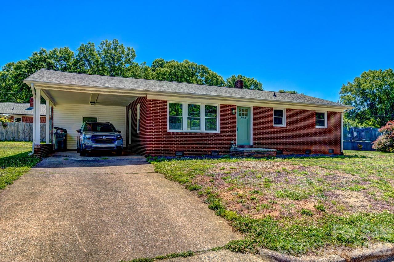 303 Mark St., Cherryville, NC 28021