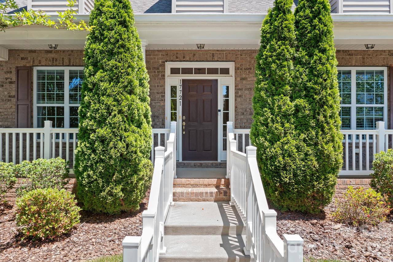 17721 Morehampton Ave., Cornelius, NC 28031