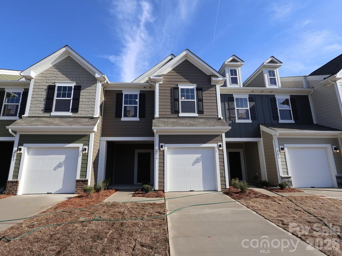 2716 Yeager Dr., Concord, NC 28027