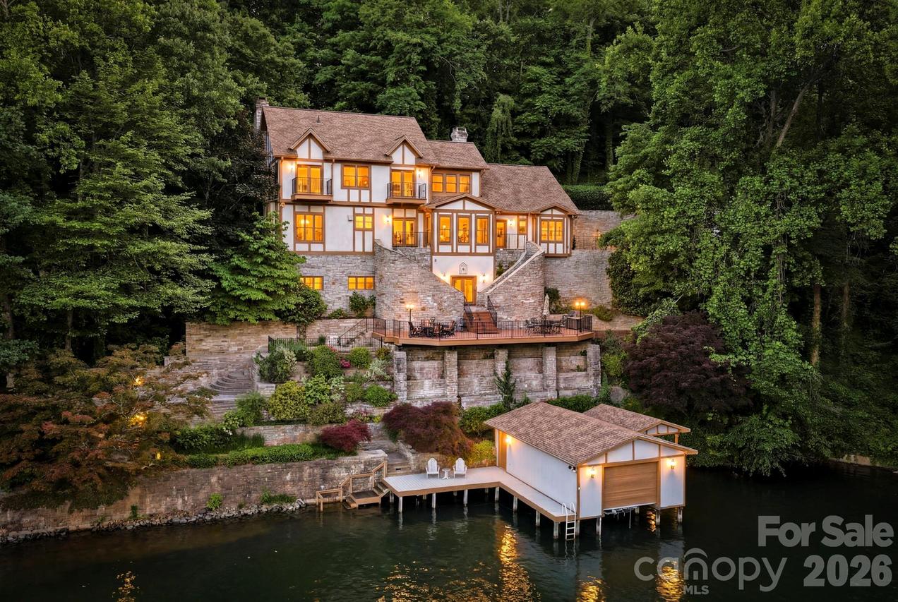 151 Garner Dr., Lake Lure, NC 28746
