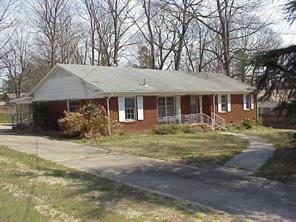 123 Tanglewood Dr., Kannapolis, NC 28081