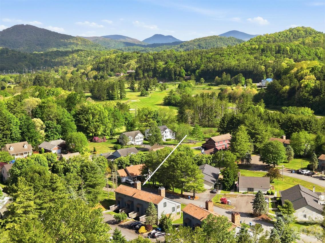 130 Sherry Ln., Boone, NC 28607