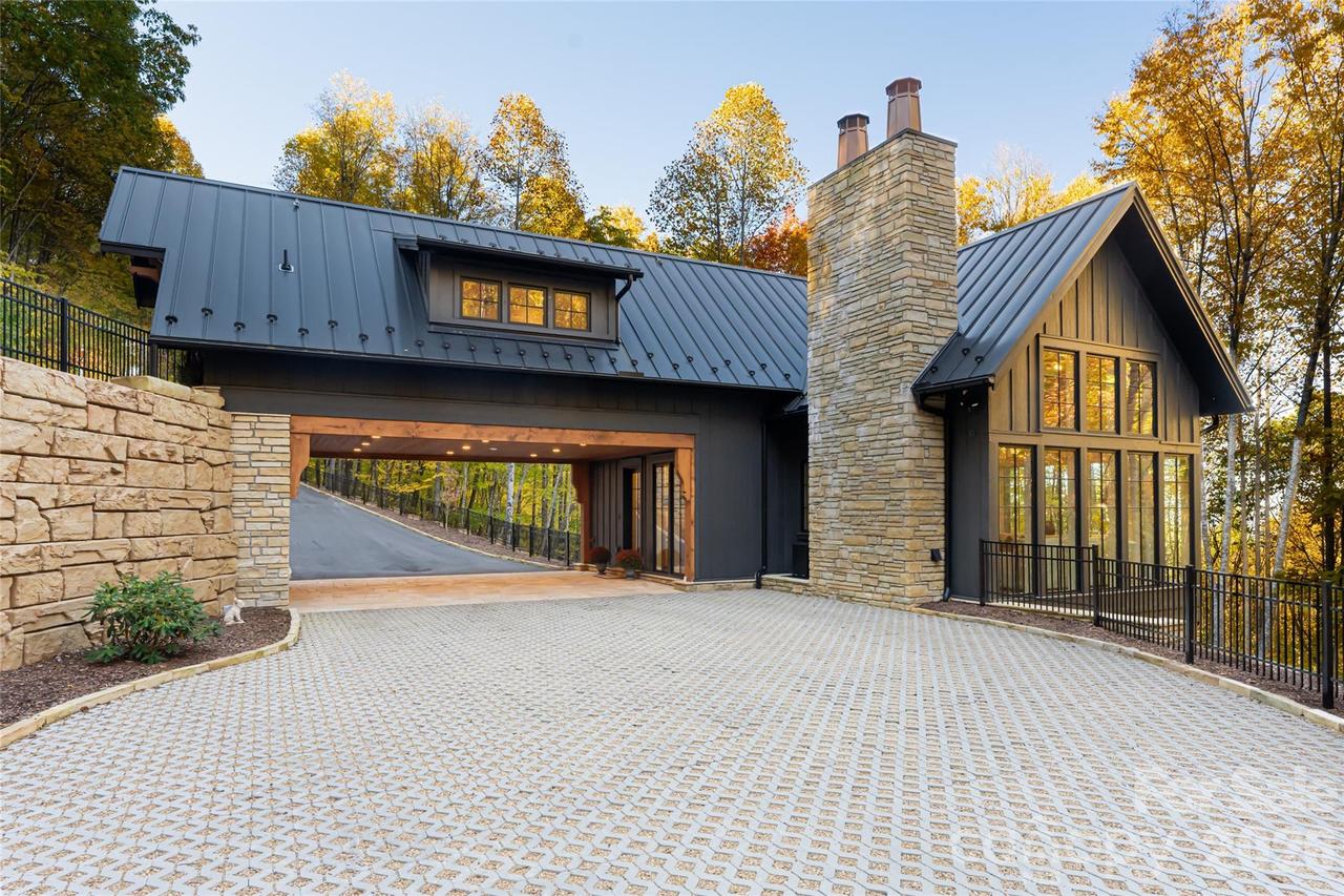 256 Haulback Way, Sylva, NC 28779