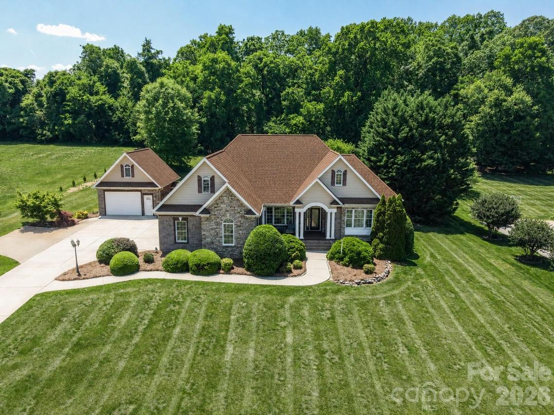 137 Natures Tr., Statesville, NC 28625