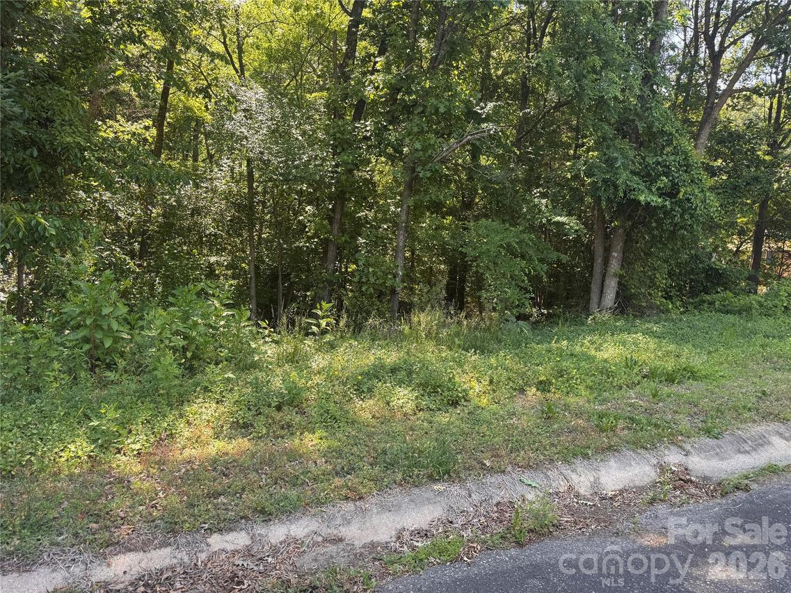 Tanglewood Dr., Kannapolis, NC 28081