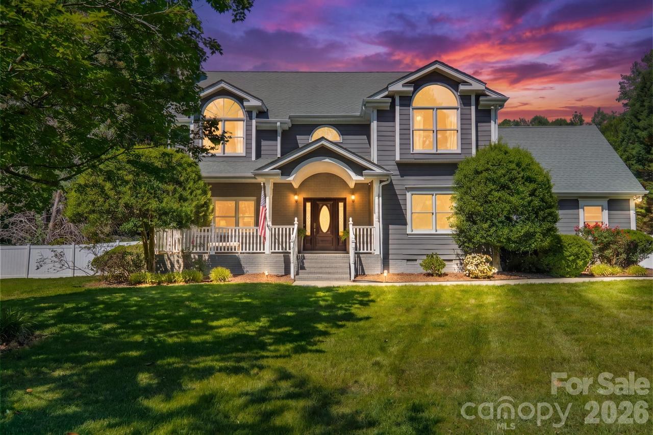 7240 Cobblecreek Dr., Matthews, NC 28104
